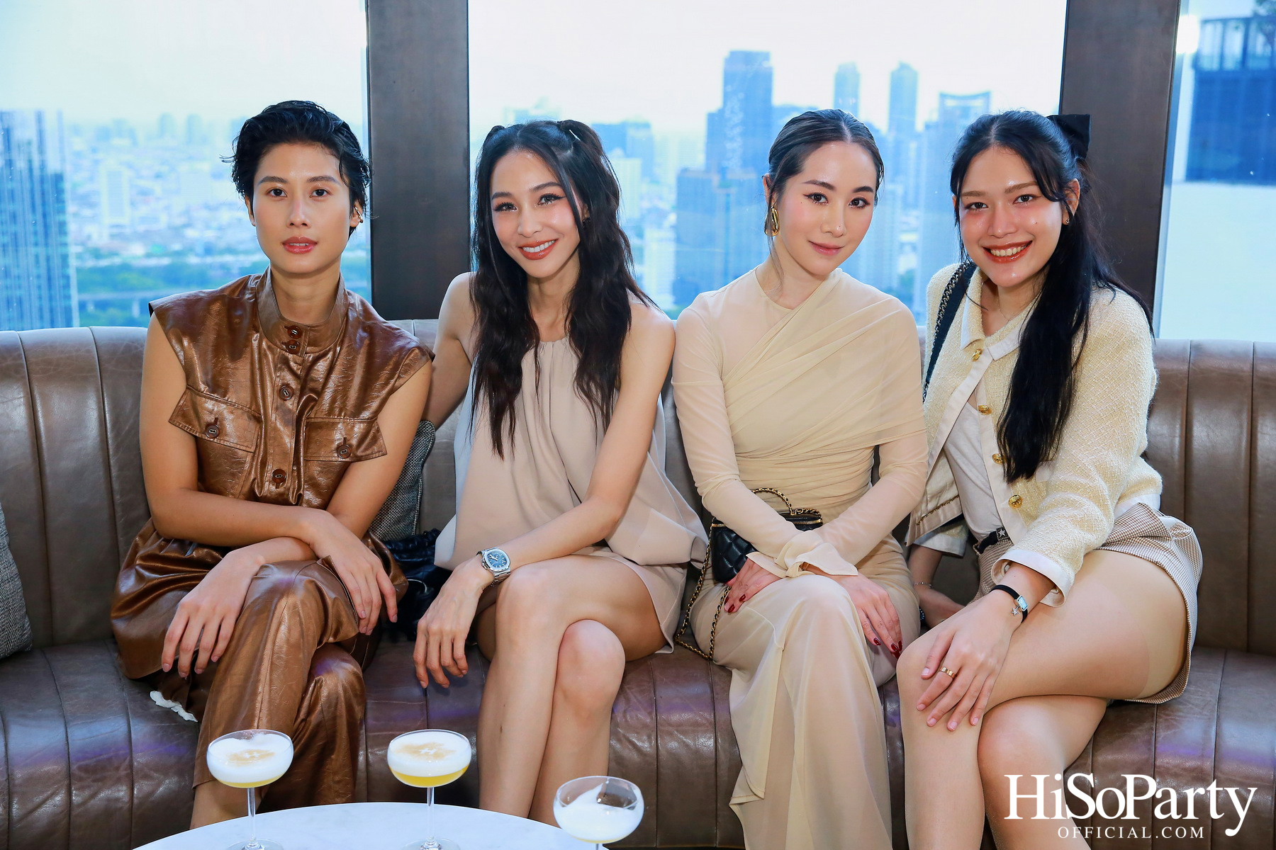 งานเปิดตัว HOURGLASS VANISH AIRBRUSH PRESSED POWDER