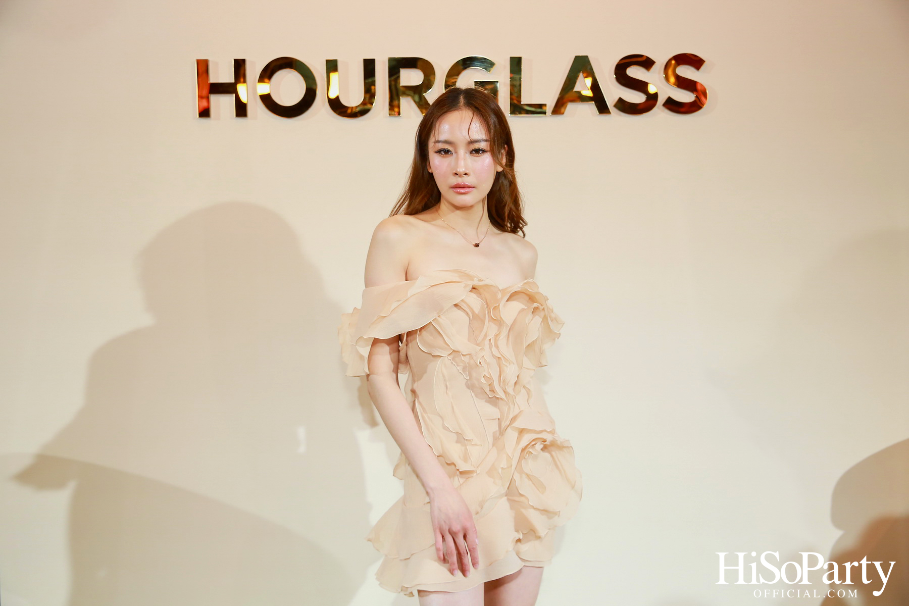 งานเปิดตัว HOURGLASS VANISH AIRBRUSH PRESSED POWDER