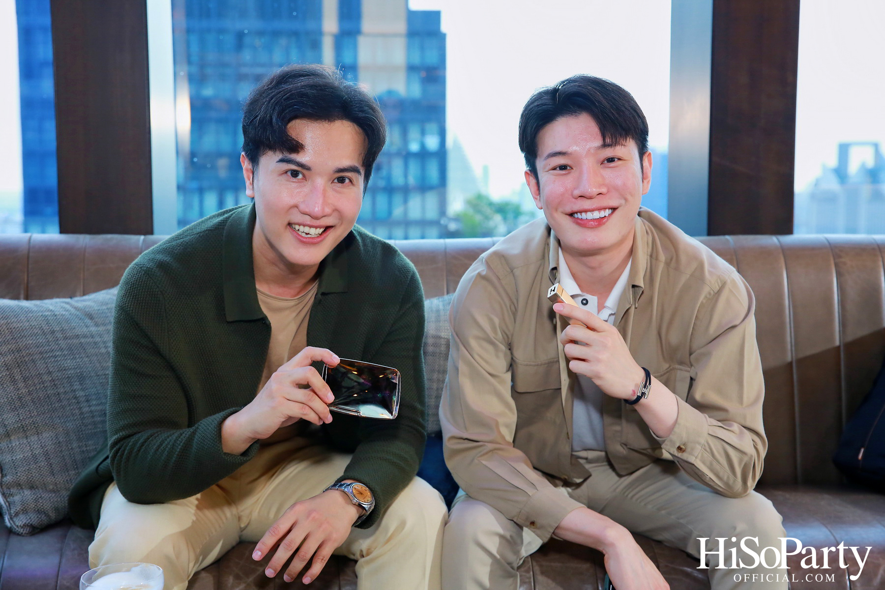 งานเปิดตัว HOURGLASS VANISH AIRBRUSH PRESSED POWDER