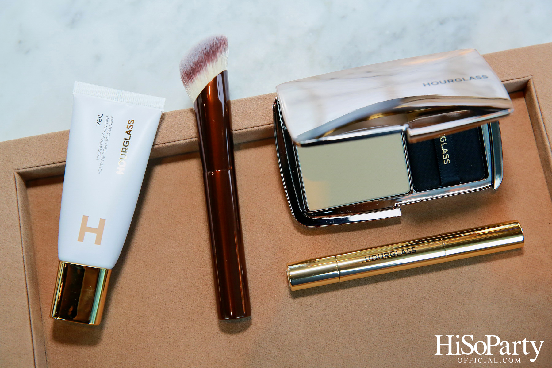 งานเปิดตัว HOURGLASS VANISH AIRBRUSH PRESSED POWDER