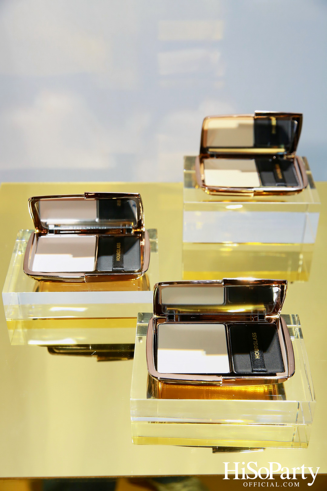 งานเปิดตัว HOURGLASS VANISH AIRBRUSH PRESSED POWDER