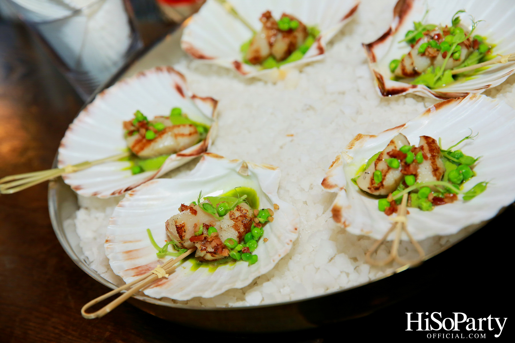 งานเปิดตัว HOURGLASS VANISH AIRBRUSH PRESSED POWDER