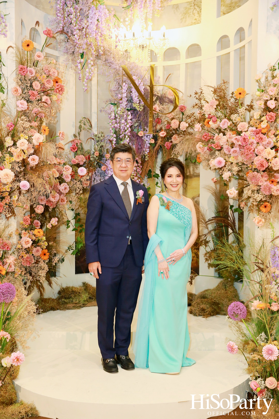 งานฉลองมงคลสมรสระหว่าง ธนพร เตชะวรบท และ วีรเดช ส่งทวีผล