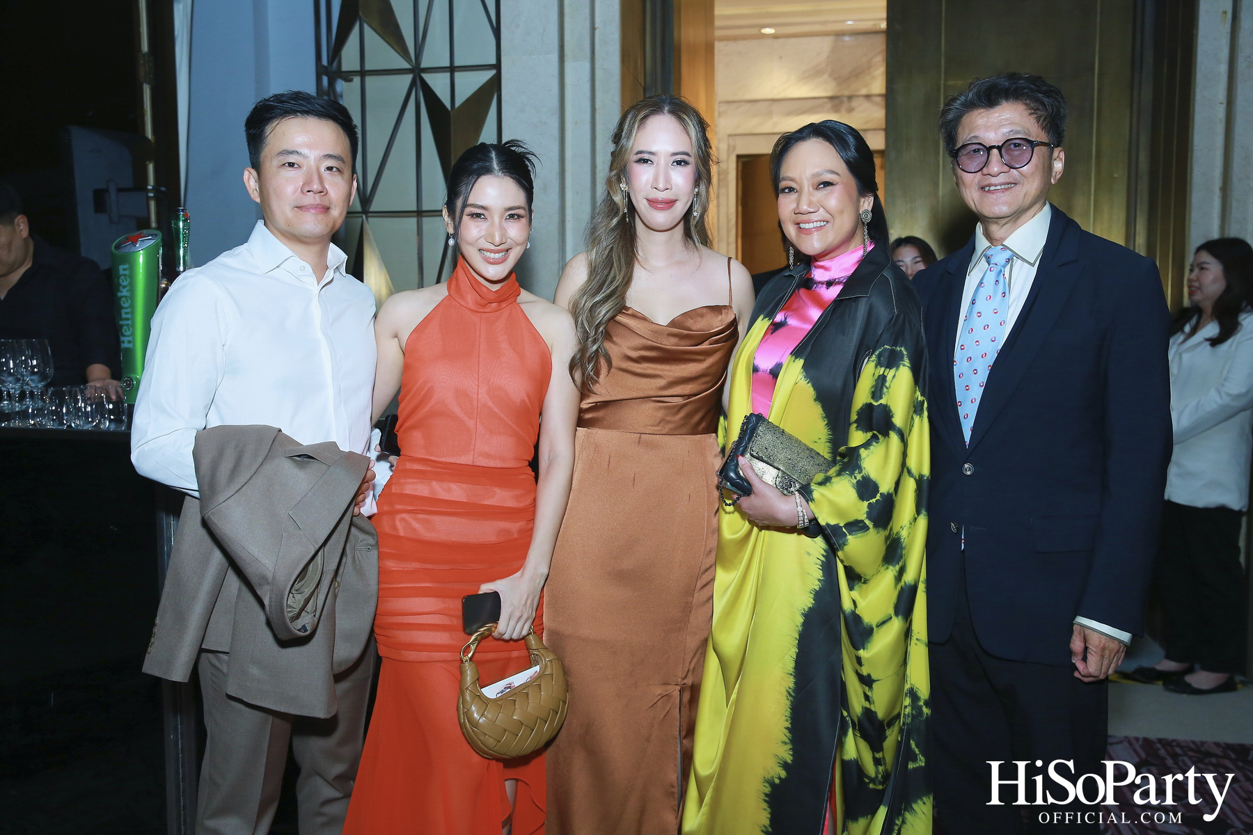 งานฉลองมงคลสมรสระหว่าง ธนพร เตชะวรบท และ วีรเดช ส่งทวีผล