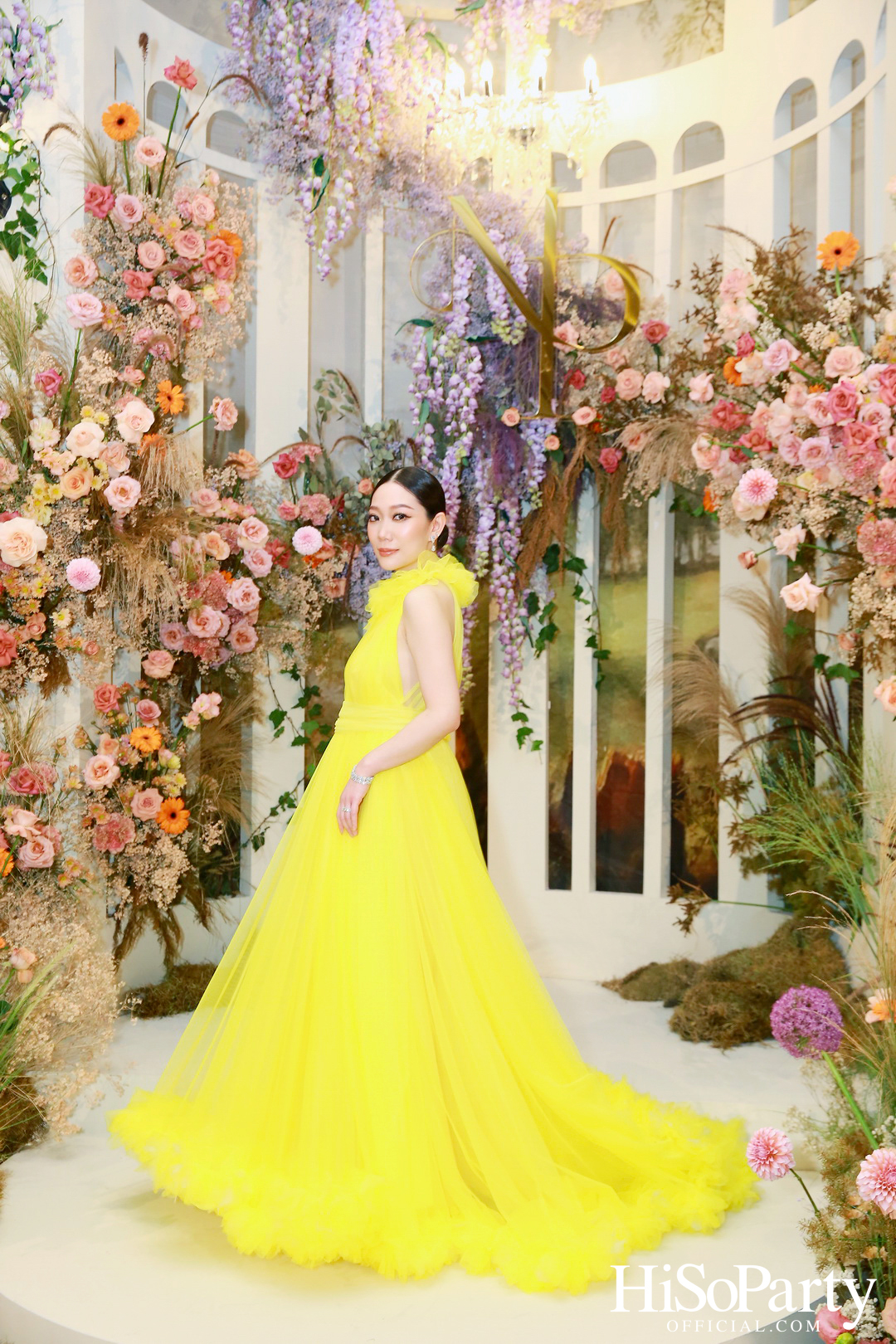 งานฉลองมงคลสมรสระหว่าง ธนพร เตชะวรบท และ วีรเดช ส่งทวีผล