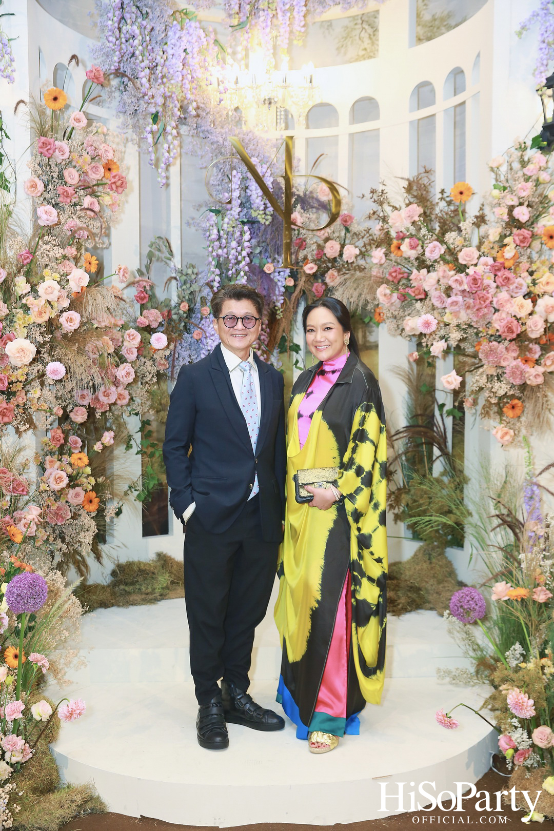 งานฉลองมงคลสมรสระหว่าง ธนพร เตชะวรบท และ วีรเดช ส่งทวีผล