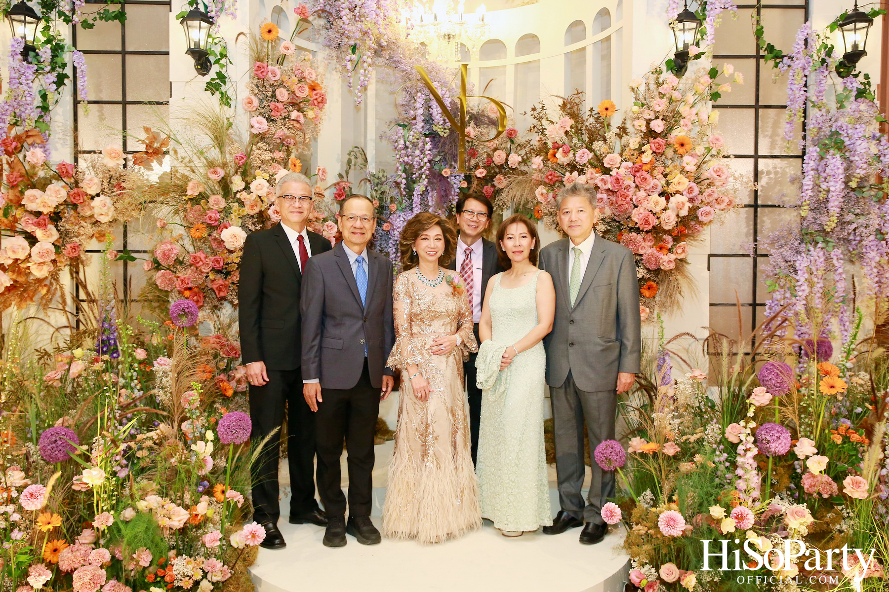 งานฉลองมงคลสมรสระหว่าง ธนพร เตชะวรบท และ วีรเดช ส่งทวีผล