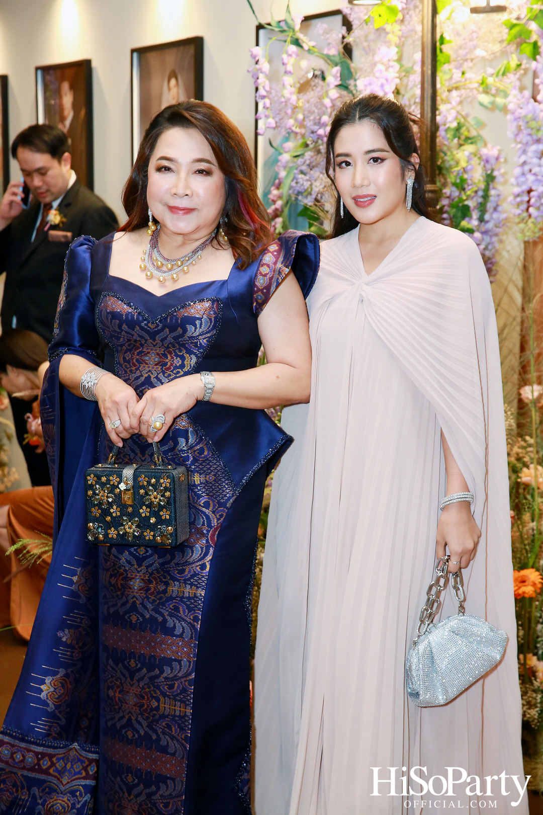 งานฉลองมงคลสมรสระหว่าง ธนพร เตชะวรบท และ วีรเดช ส่งทวีผล