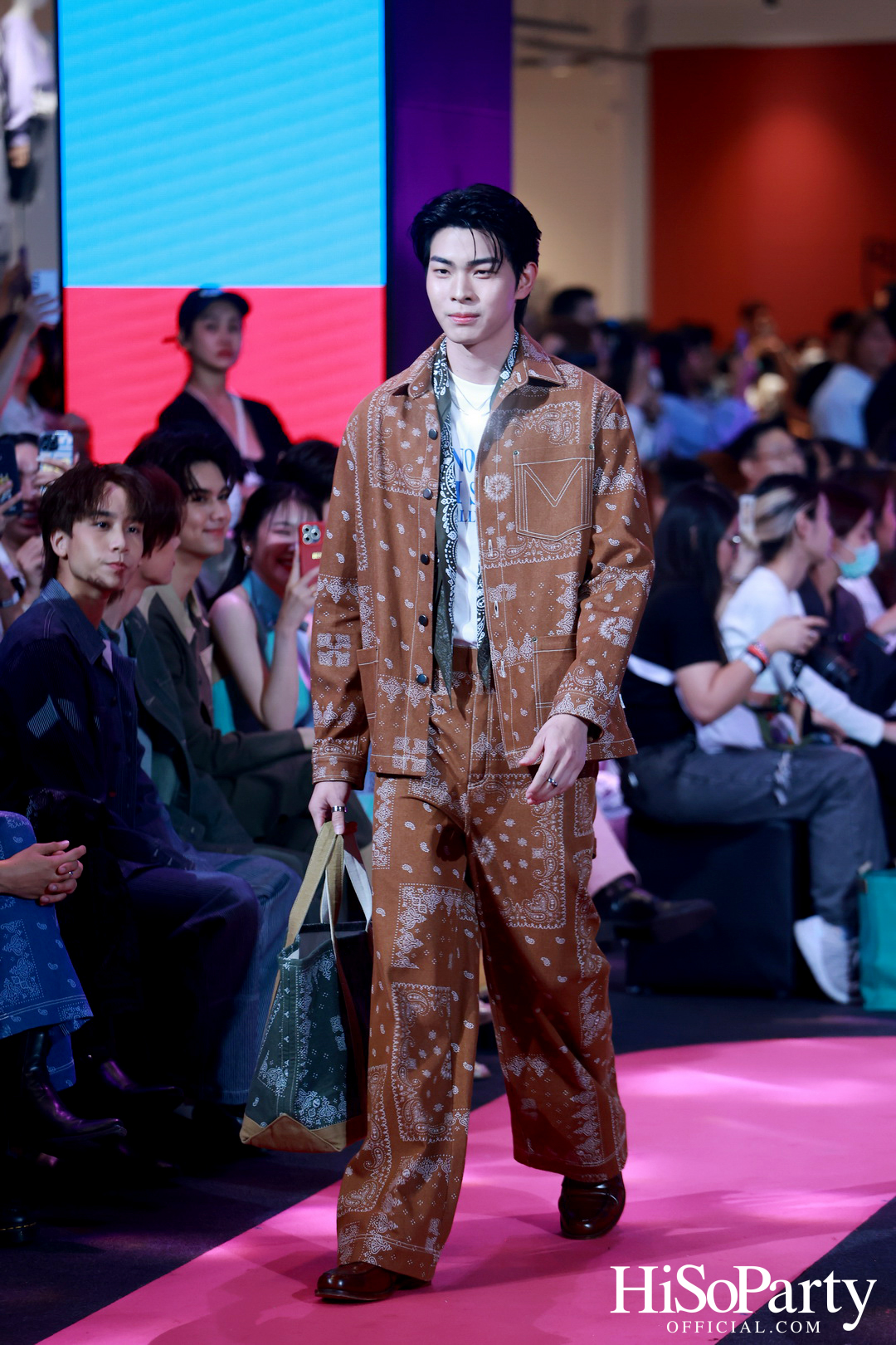 TikTok Shop I EM DISTRICT Exclusive Runway