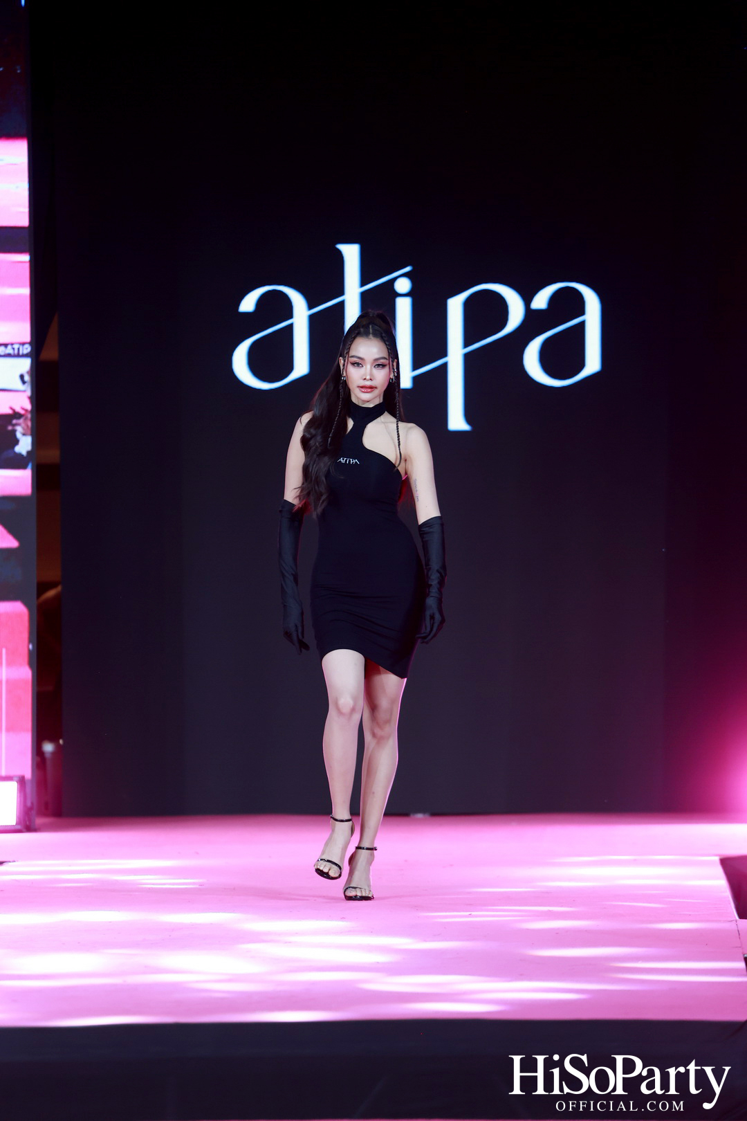 TikTok Shop I EM DISTRICT Exclusive Runway