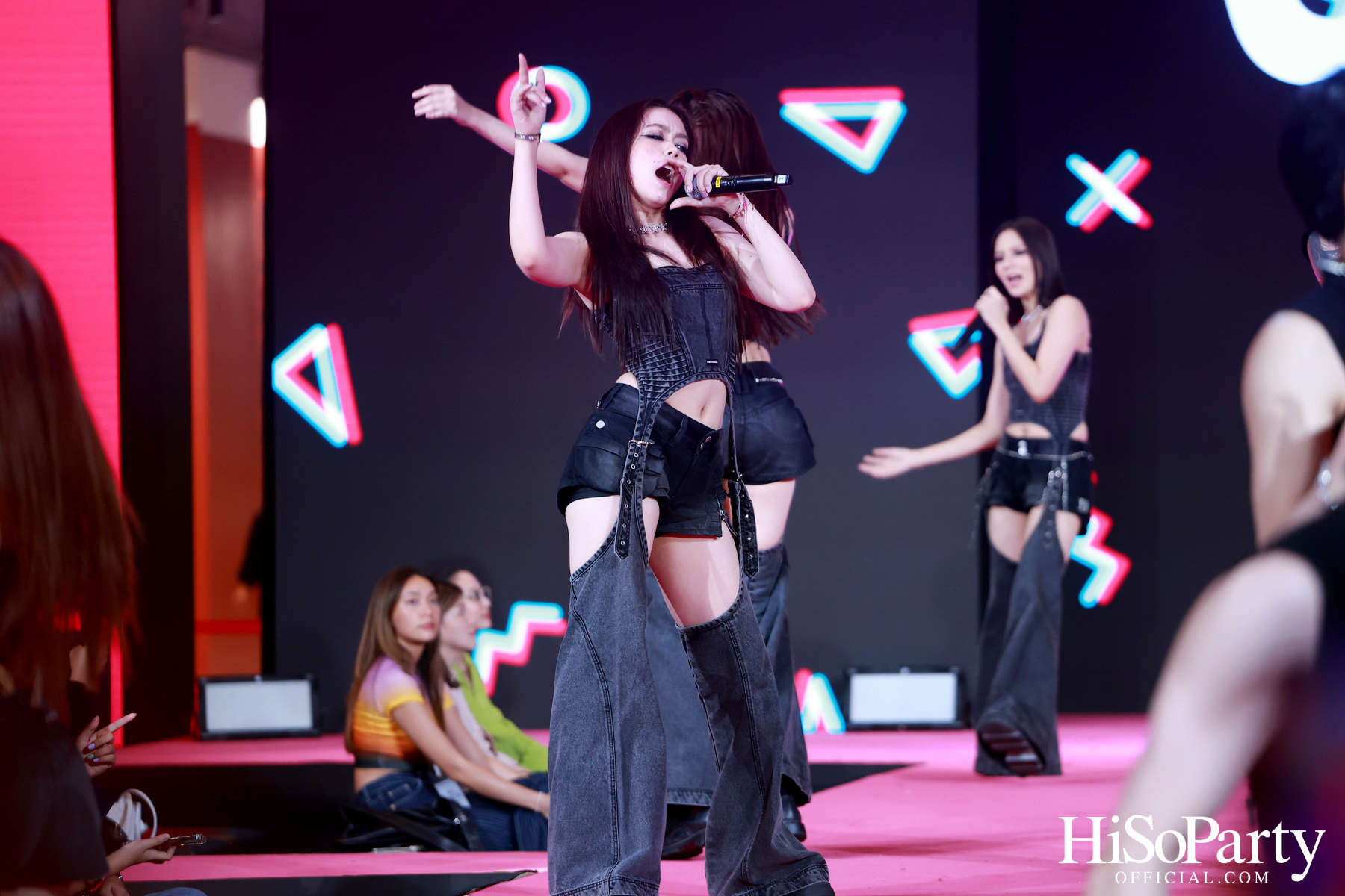 TikTok Shop I EM DISTRICT Exclusive Runway