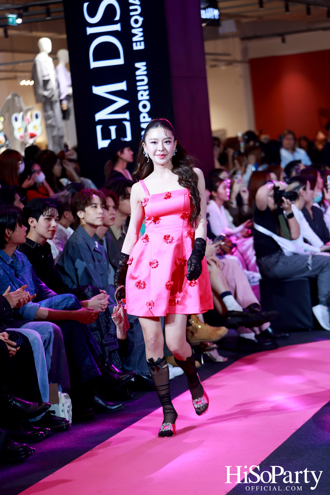 TikTok Shop I EM DISTRICT Exclusive Runway