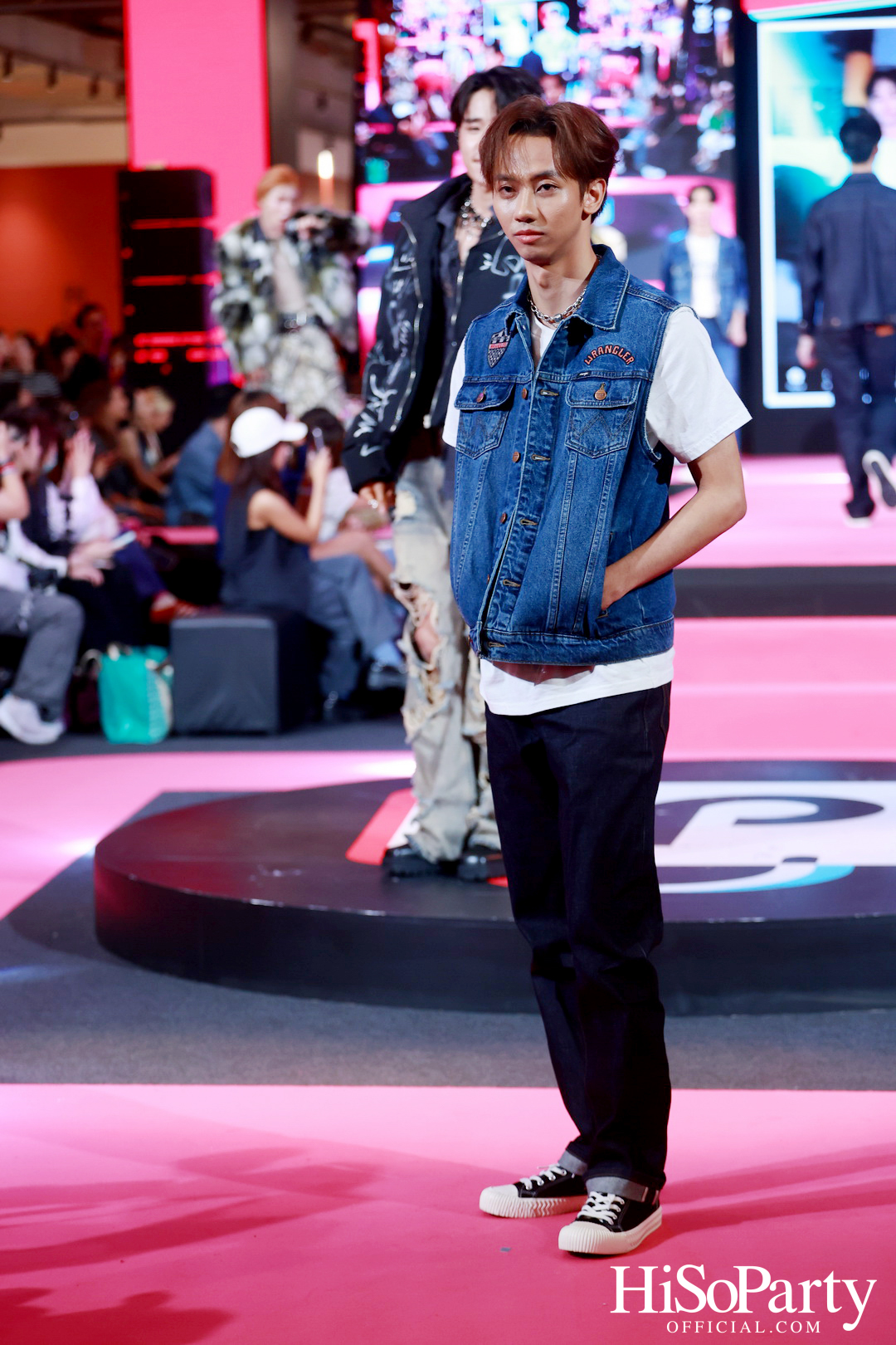 TikTok Shop I EM DISTRICT Exclusive Runway