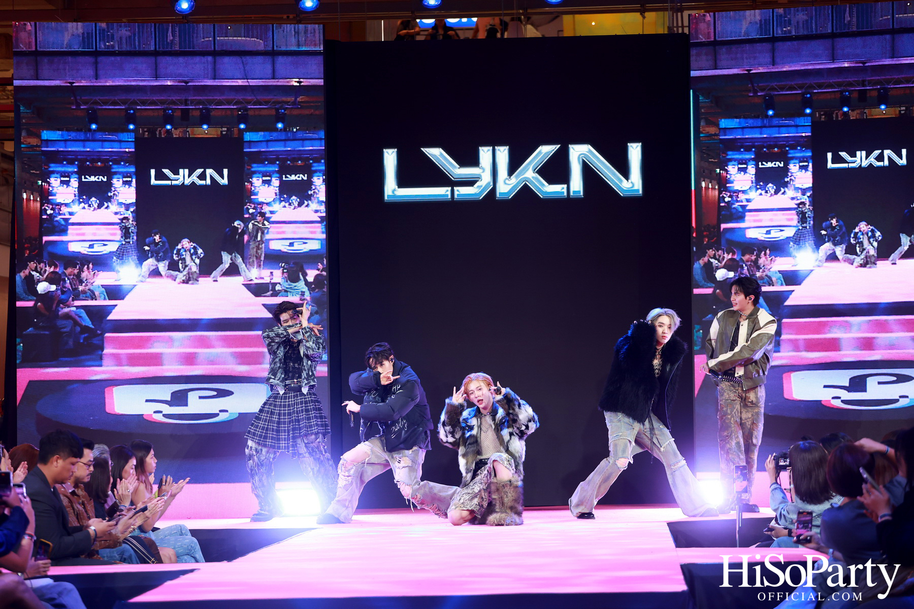 TikTok Shop I EM DISTRICT Exclusive Runway