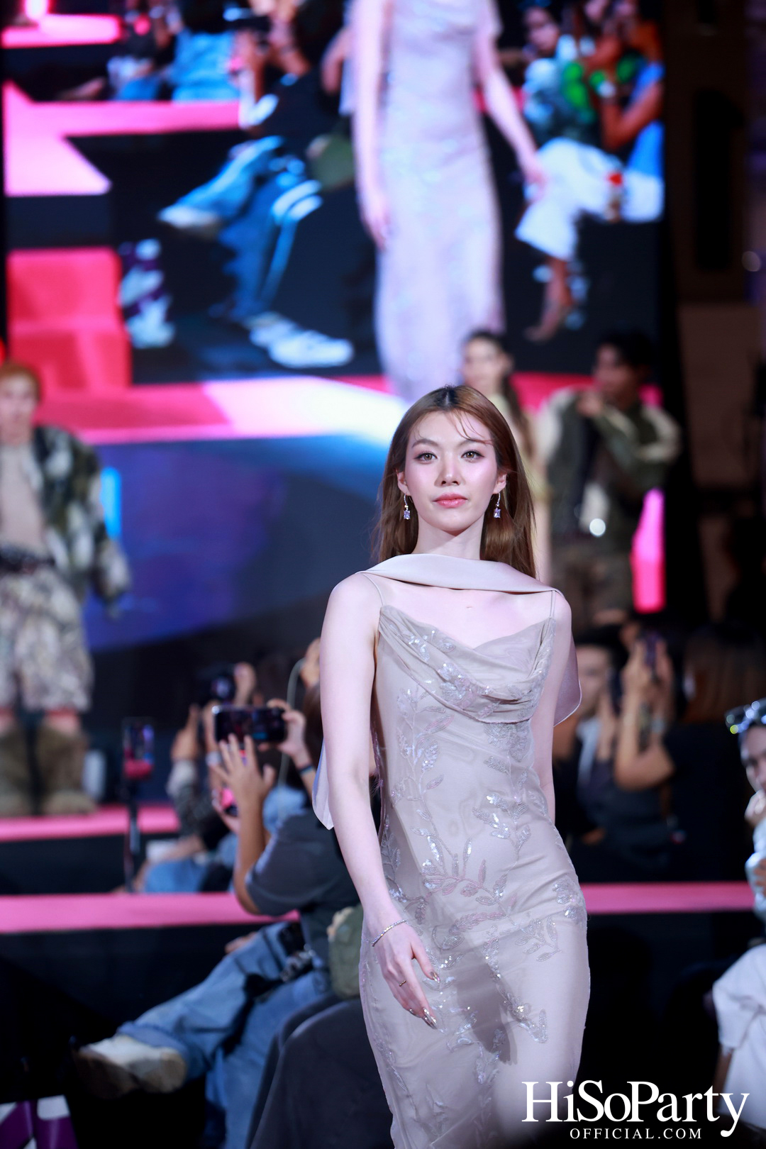 TikTok Shop I EM DISTRICT Exclusive Runway