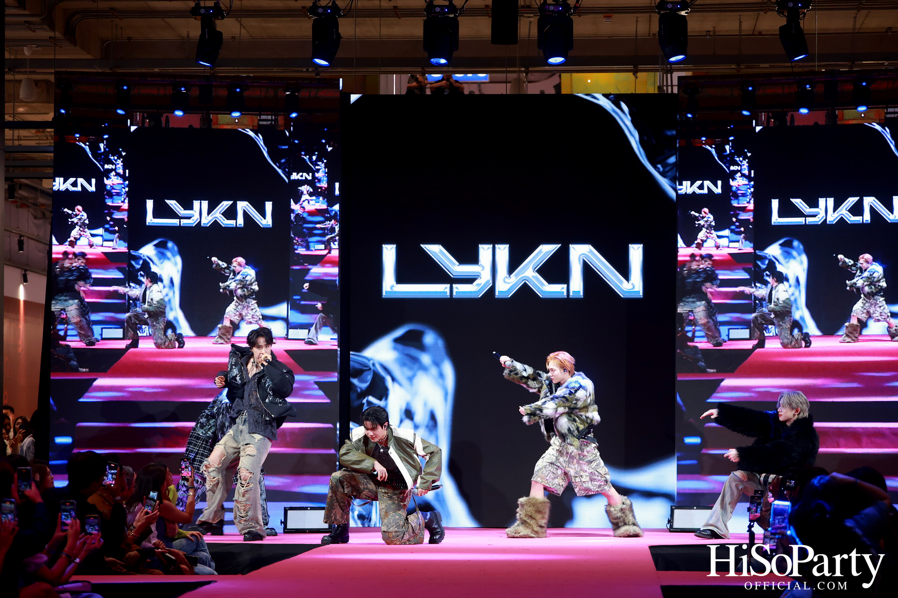 TikTok Shop I EM DISTRICT Exclusive Runway