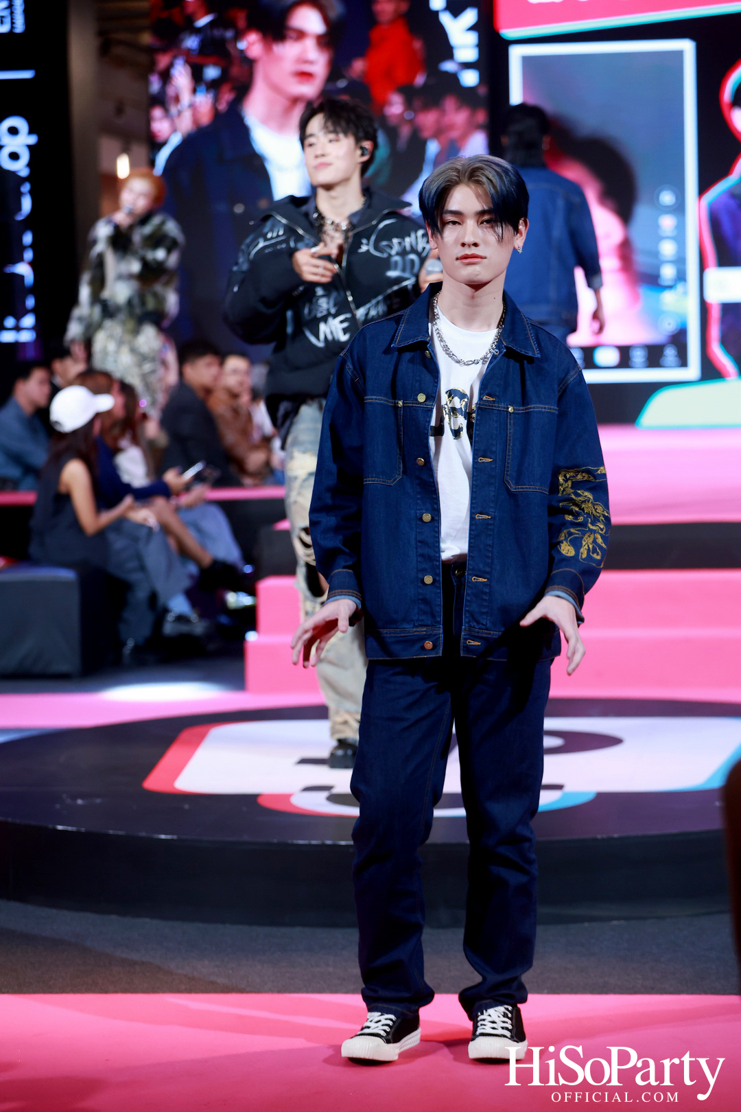 TikTok Shop I EM DISTRICT Exclusive Runway