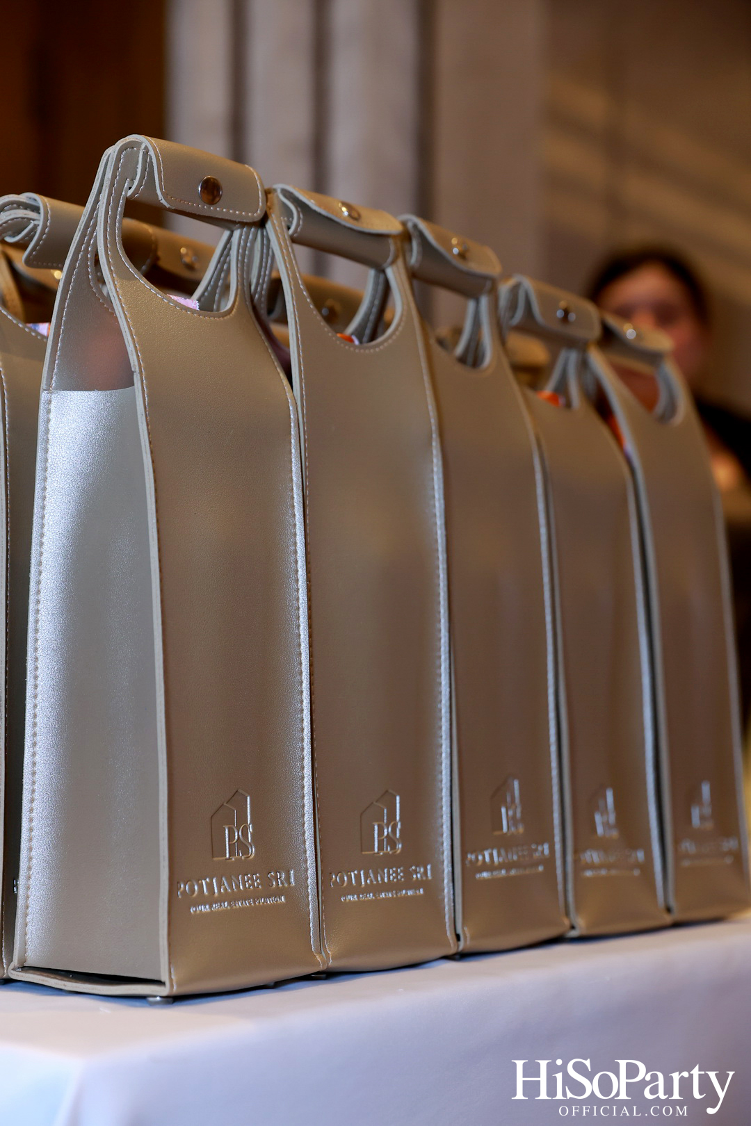 US REAL ESTATE MARKET OUTLOOK BY POTJANEE SRI