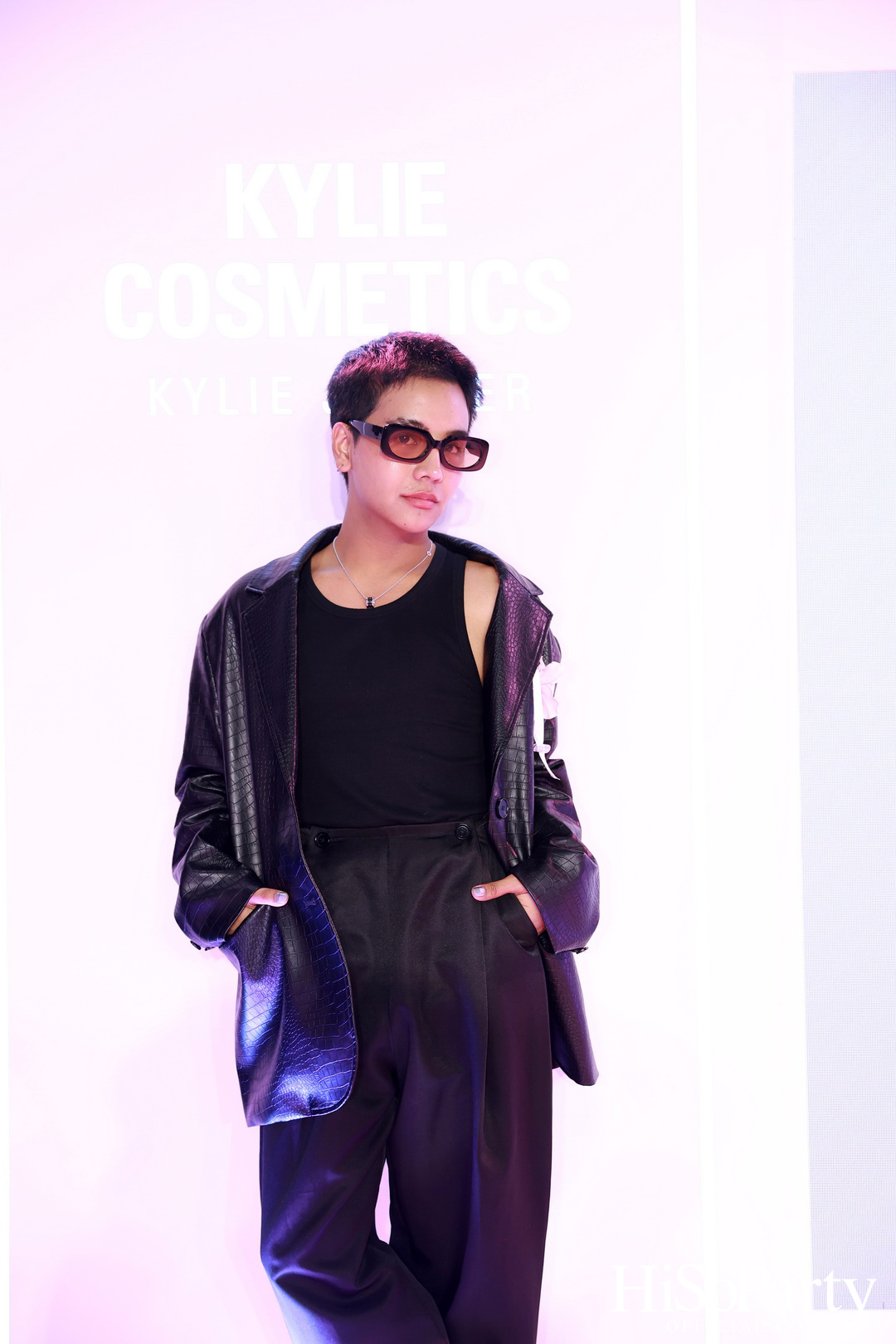 Kylie Cosmetics แลนด์ดิ้งประเทศไทยแล้วอย่างเป็นทางการ โดยวางจำหน่ายเอ็กซ์คลูซีฟที่ EVEANDBOY