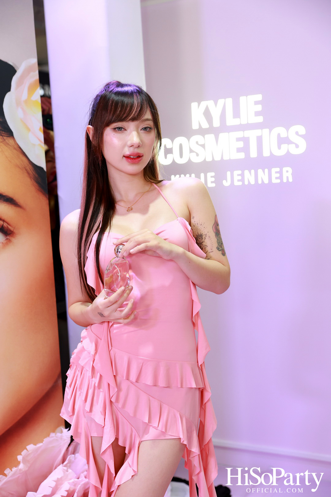 Kylie Cosmetics แลนด์ดิ้งประเทศไทยแล้วอย่างเป็นทางการ โดยวางจำหน่ายเอ็กซ์คลูซีฟที่ EVEANDBOY