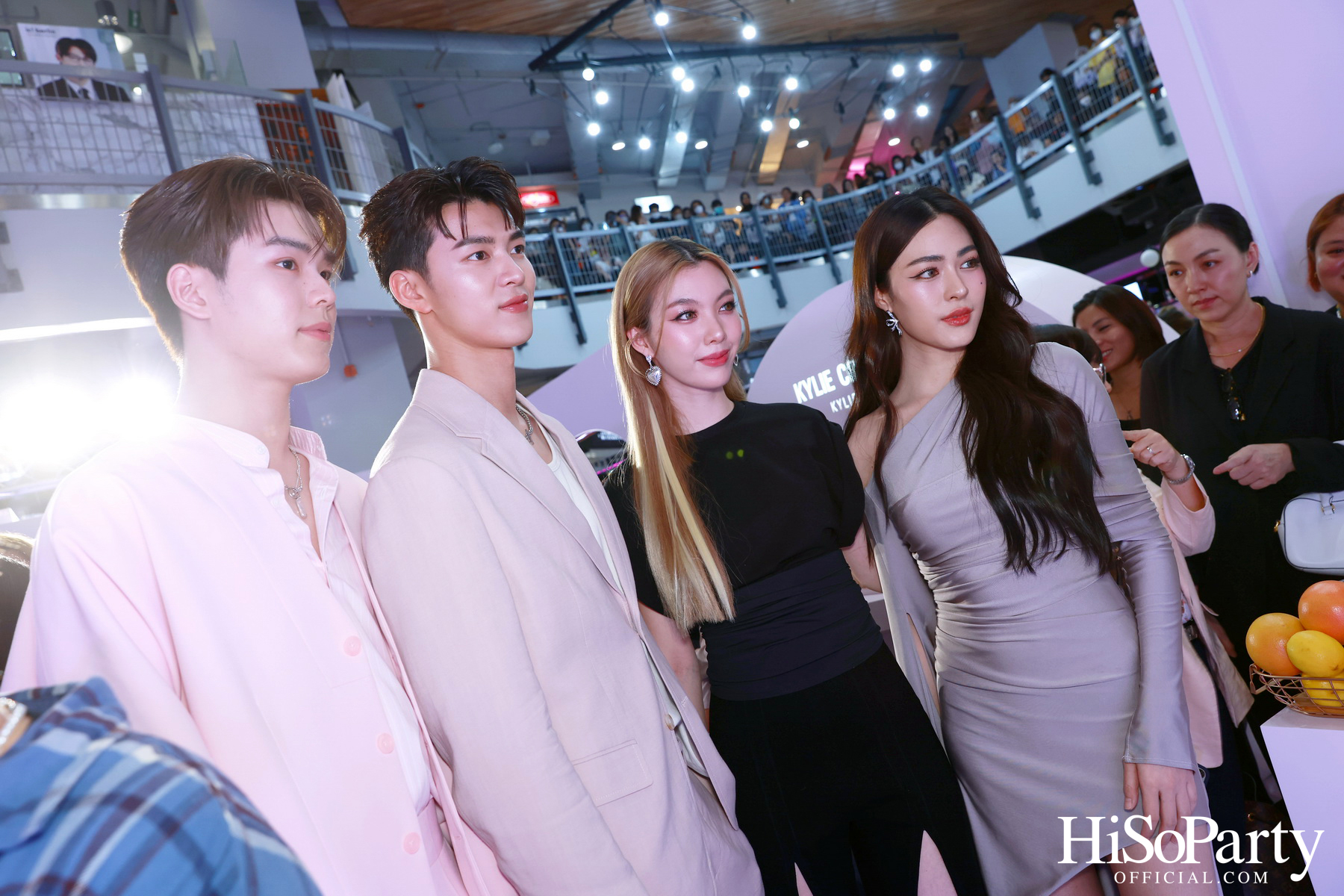 Kylie Cosmetics แลนด์ดิ้งประเทศไทยแล้วอย่างเป็นทางการ โดยวางจำหน่ายเอ็กซ์คลูซีฟที่ EVEANDBOY