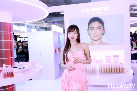 Kylie Cosmetics แลนด์ดิ้งประเทศไทยแล้วอย่างเป็นทางการ โดยวางจำหน่ายเอ็กซ์คลูซีฟที่ EVEANDBOY