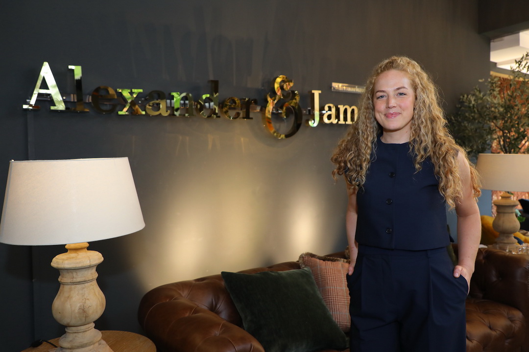 ‘Alexander & James’ แบรนด์เฟอร์นิเจอร์ชั้นนำสุดหรูจากอังกฤษ จัดงานฉลองเปิดแฟลกชิปสโตร์ แห่งใหม่ใจกลางเมือง