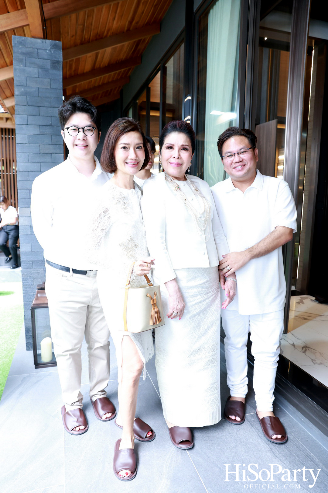 งานทำบุญขึ้นบ้านใหม่ ดร.ไก่ – มัทนาปวีณ์ สาระคุณมนตรี