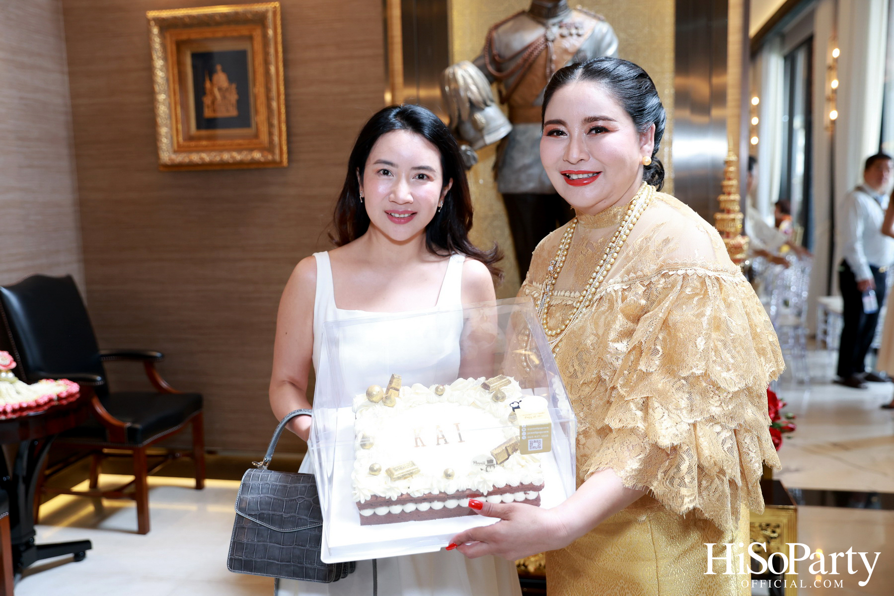 งานทำบุญขึ้นบ้านใหม่ ดร.ไก่ – มัทนาปวีณ์ สาระคุณมนตรี