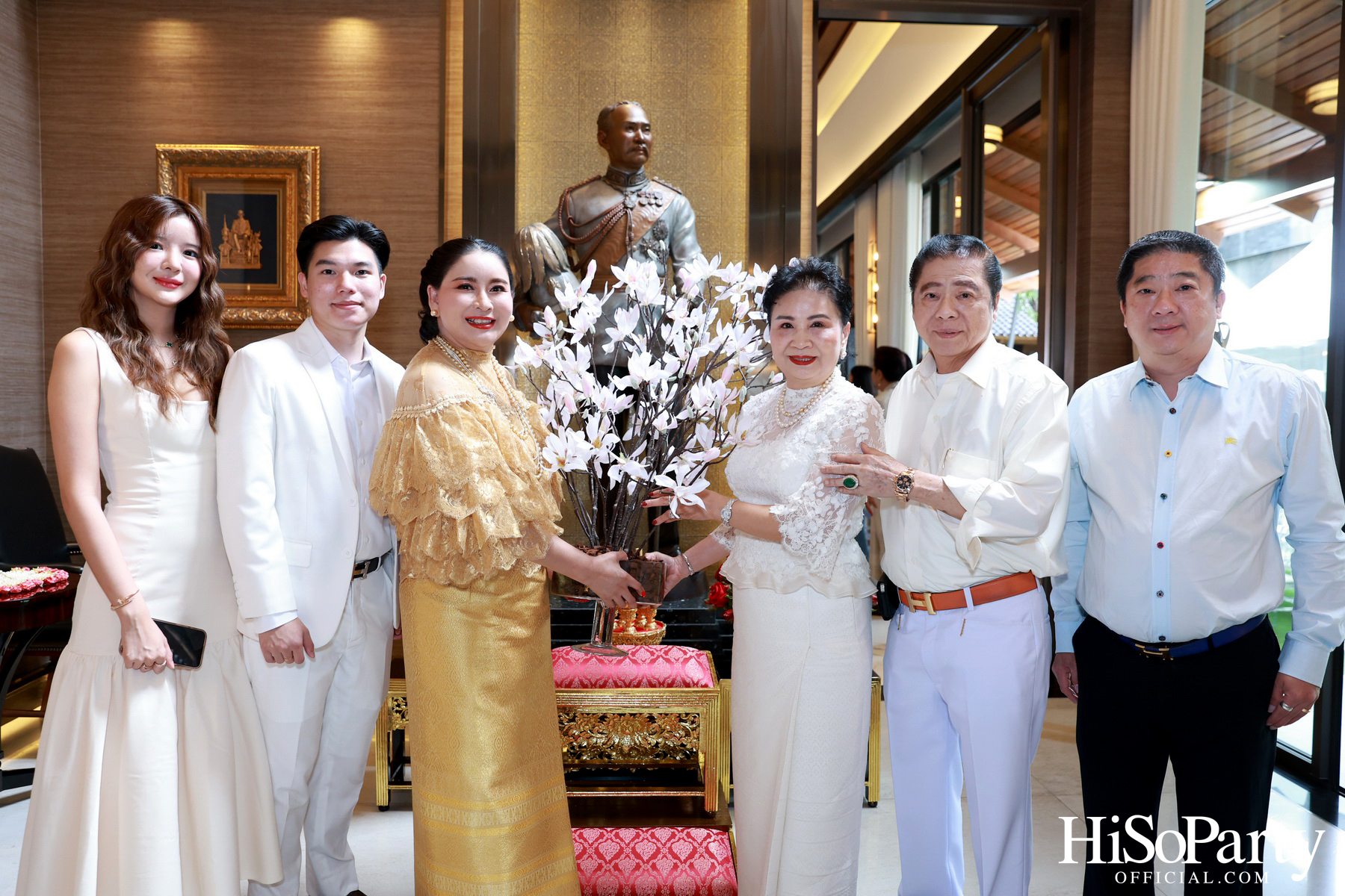 งานทำบุญขึ้นบ้านใหม่ ดร.ไก่ – มัทนาปวีณ์ สาระคุณมนตรี