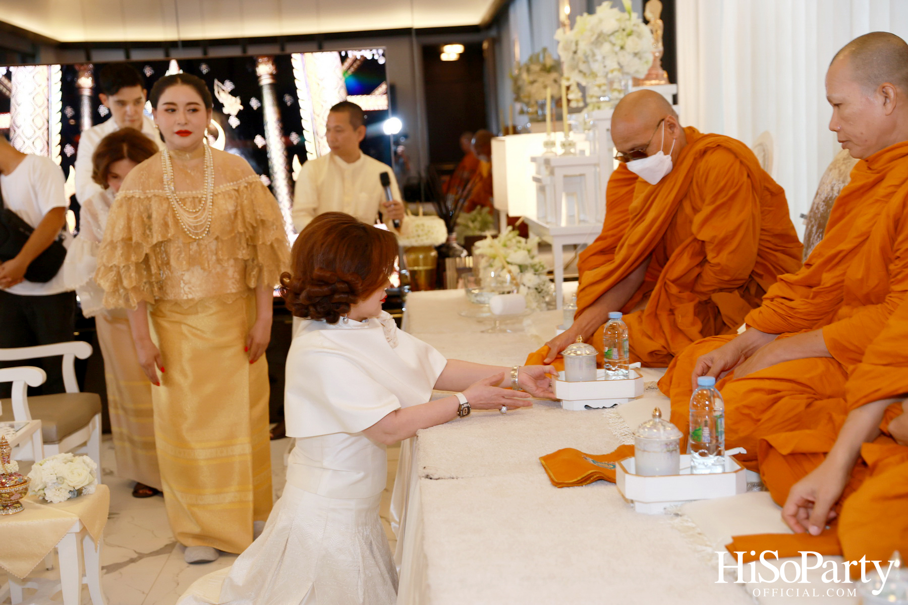 งานทำบุญขึ้นบ้านใหม่ ดร.ไก่ – มัทนาปวีณ์ สาระคุณมนตรี