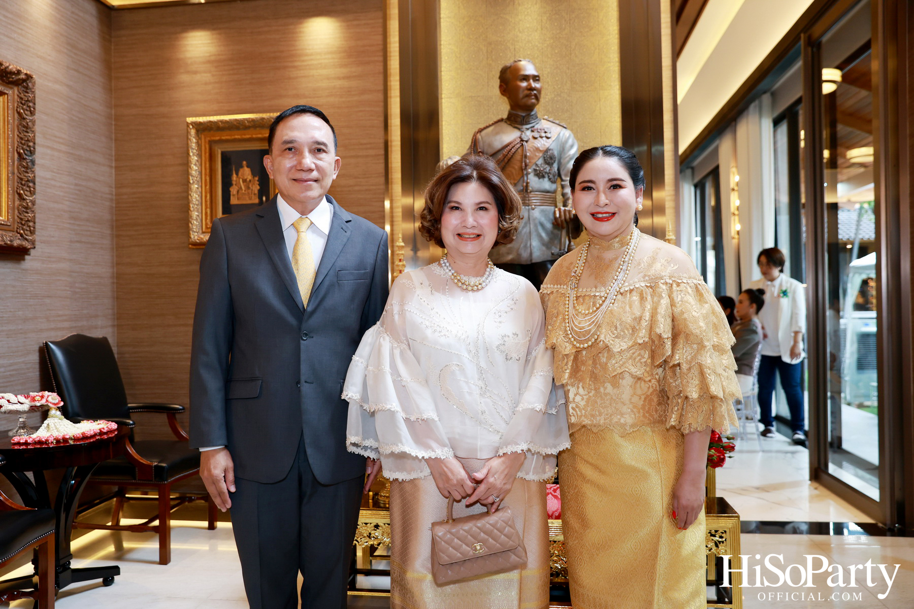 งานทำบุญขึ้นบ้านใหม่ ดร.ไก่ – มัทนาปวีณ์ สาระคุณมนตรี