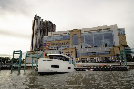 งานเปิดตัว ‘Flow Yacht Experience Centre’ คลับสำหรับคนรักเรือยอร์ชใหม่ล่าสุด พร้อมเปิดตัวเรือ De Antonio Yachts D50 Coupe ลำแรกของเอเชีย