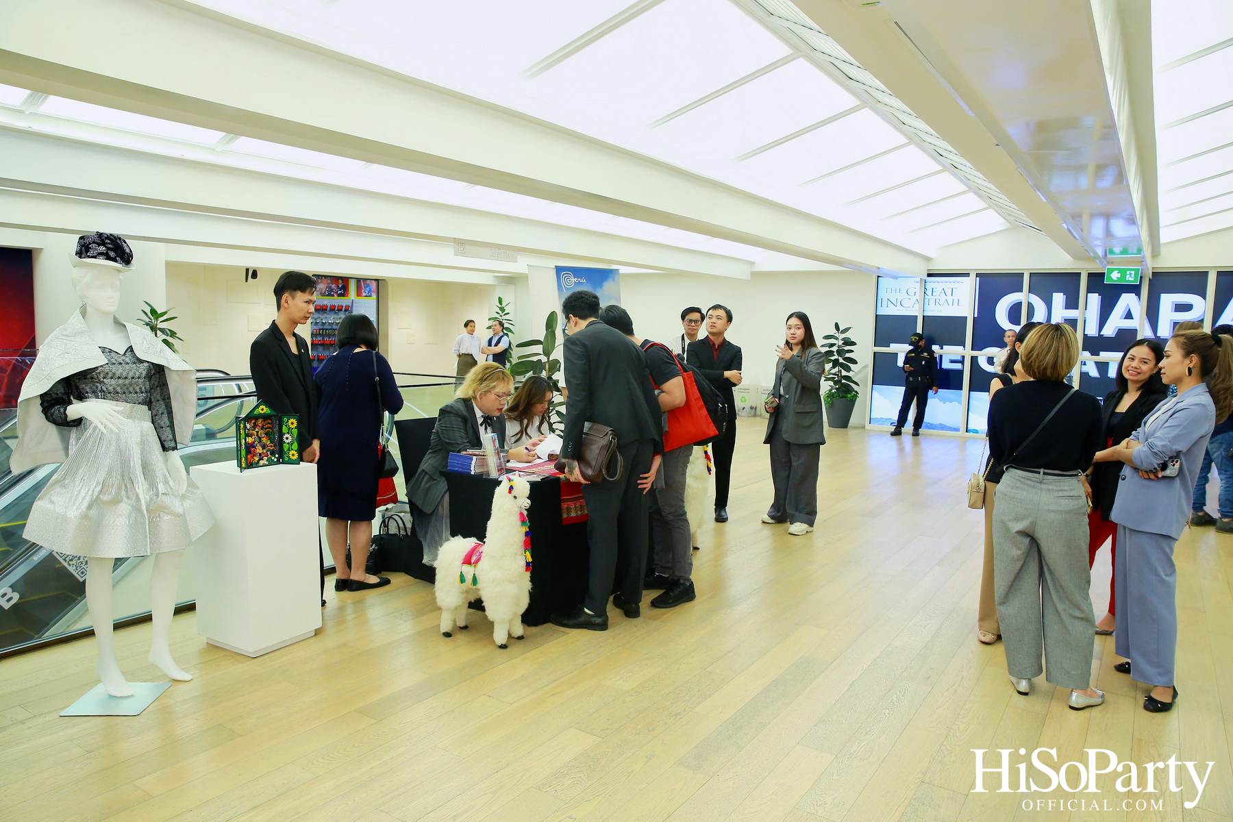 งานเปิดนิทรรศการภาพถ่าย ‘Qhapaq Ñan (คาปักญัน): เส้นทางอินคาอันยิ่งใหญ่’ ณ สยามดิสคัฟเวอรี่