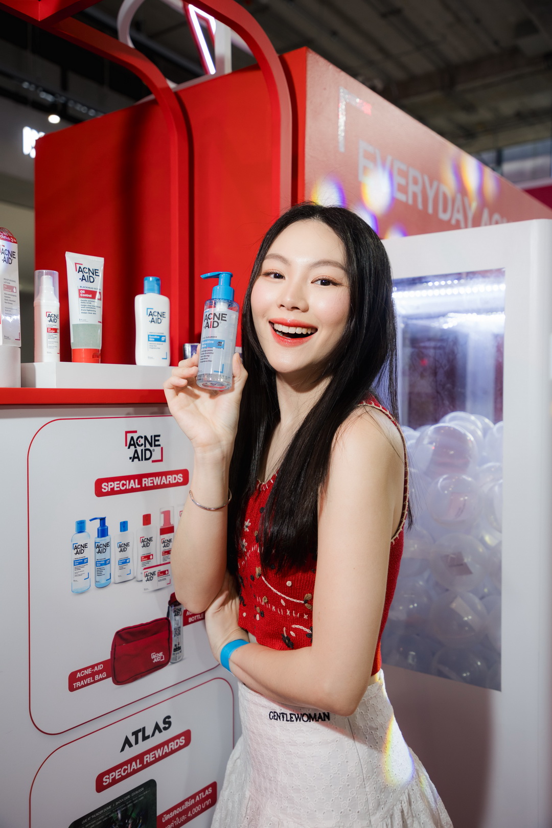 Acne-Aid เปิดตัวพรีเซนเตอร์ใหม่ล่าสุด ‘ATLAS’ บอยแบนด์สุดฮอต ในงาน ‘Acne-Aid Start Right เริ่มให้ถูก คุมมันได้ ปัญหาสิวจบ’