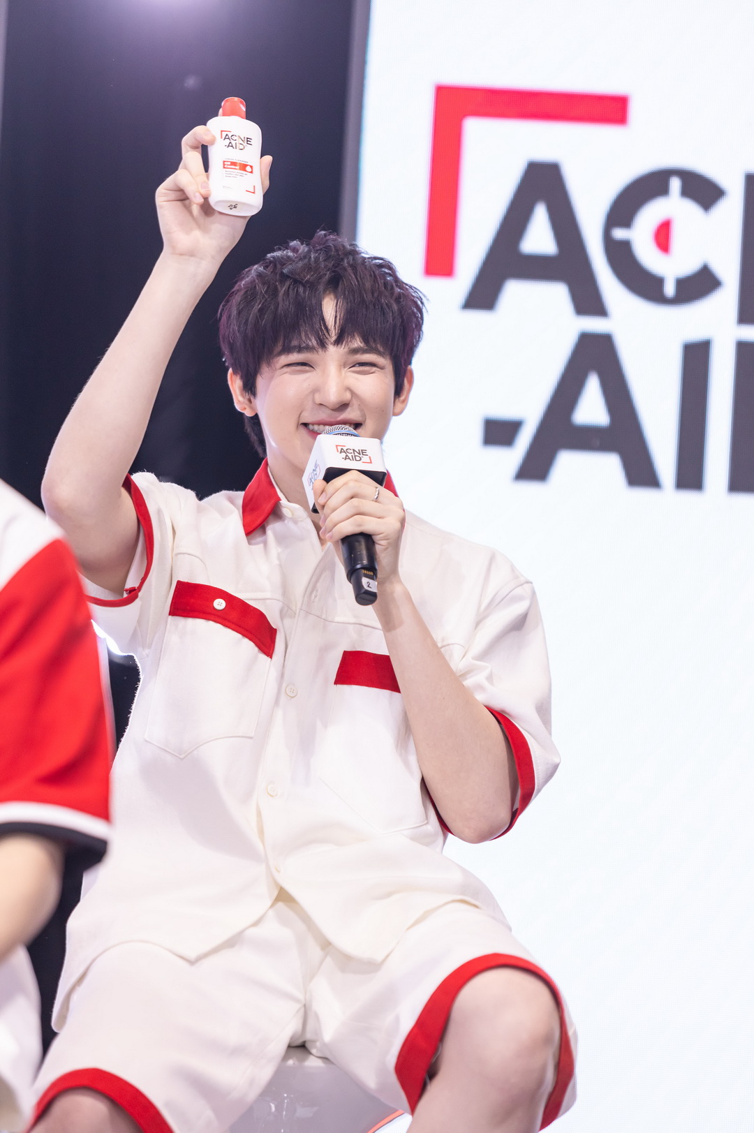 Acne-Aid เปิดตัวพรีเซนเตอร์ใหม่ล่าสุด ‘ATLAS’ บอยแบนด์สุดฮอต ในงาน ‘Acne-Aid Start Right เริ่มให้ถูก คุมมันได้ ปัญหาสิวจบ’