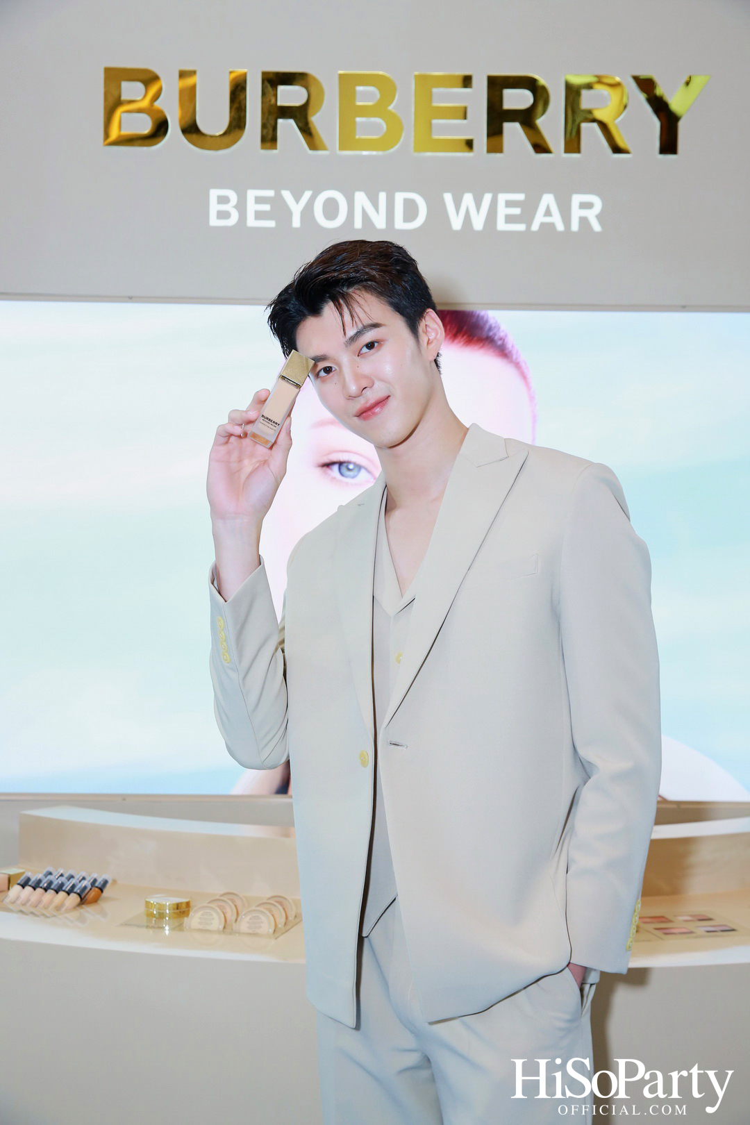 COTY THAILAND เปิดตัว BURBERRY BEAUTY POP UP ใจกลางสยามพารากอน 