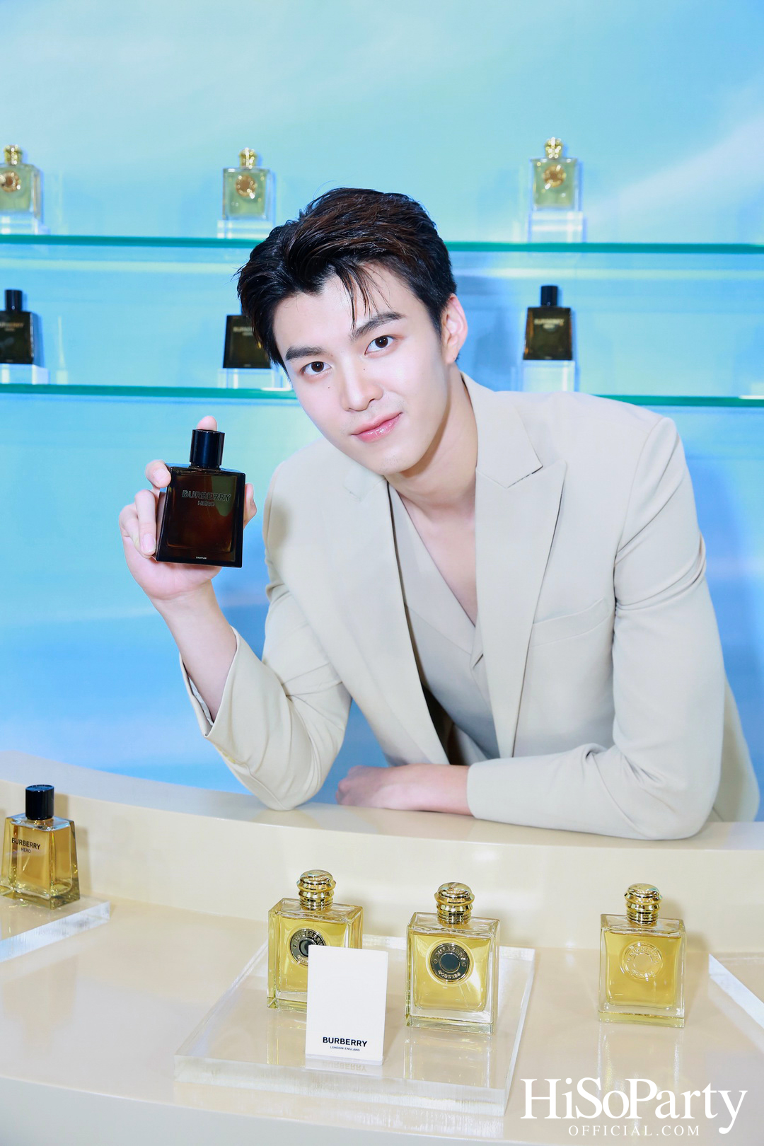 COTY THAILAND เปิดตัว BURBERRY BEAUTY POP UP ใจกลางสยามพารากอน 