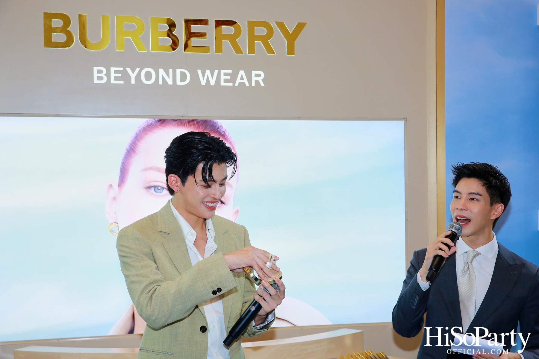 COTY THAILAND เปิดตัว BURBERRY BEAUTY POP UP ใจกลางสยามพารากอน 