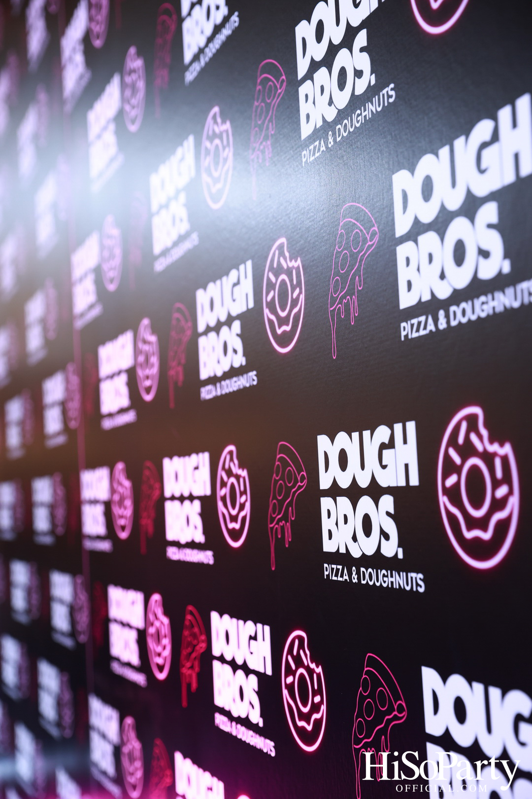 DOUGH BROS. Pizza & Doughnuts ฉลองเปิดสาขาแรกในกรุงเทพมหานคร