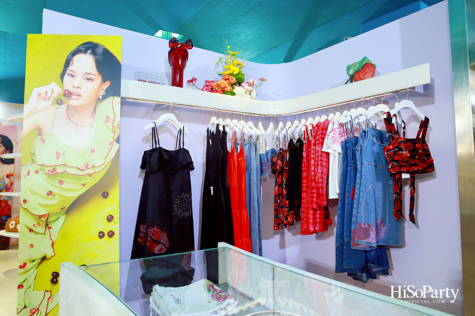 lyn around เปิดตัวคอลเลกชั่นล่าสุด ‘Sunshine & Midnight’ พร้อมเปิดตัวแบรนด์พรีเซนเตอร์คนแรก แอลลี่ - อชิรญา นิติพน