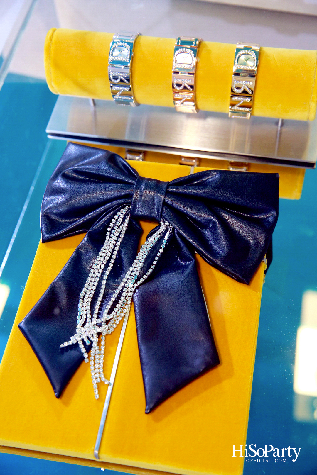 lyn around เปิดตัวคอลเลกชั่นล่าสุด ‘Sunshine & Midnight’ พร้อมเปิดตัวแบรนด์พรีเซนเตอร์คนแรก แอลลี่ - อชิรญา นิติพน