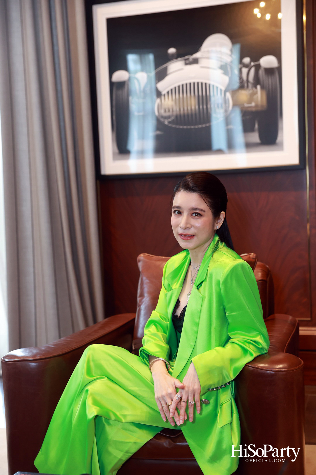 Exclusive Preview Judith Leiber New Collection & Beauty Gems ‘Bee 's Collection’