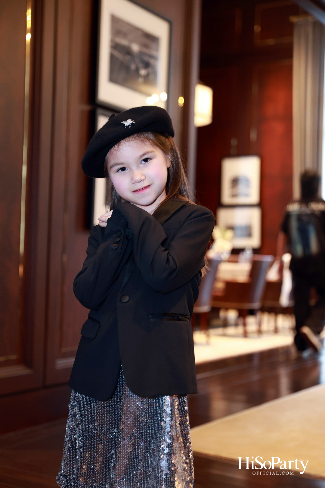 Exclusive Preview Judith Leiber New Collection & Beauty Gems ‘Bee 's Collection’