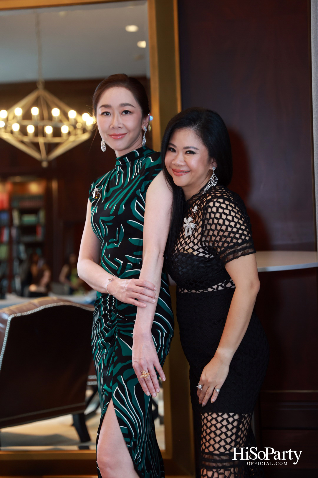 Exclusive Preview Judith Leiber New Collection & Beauty Gems ‘Bee 's Collection’