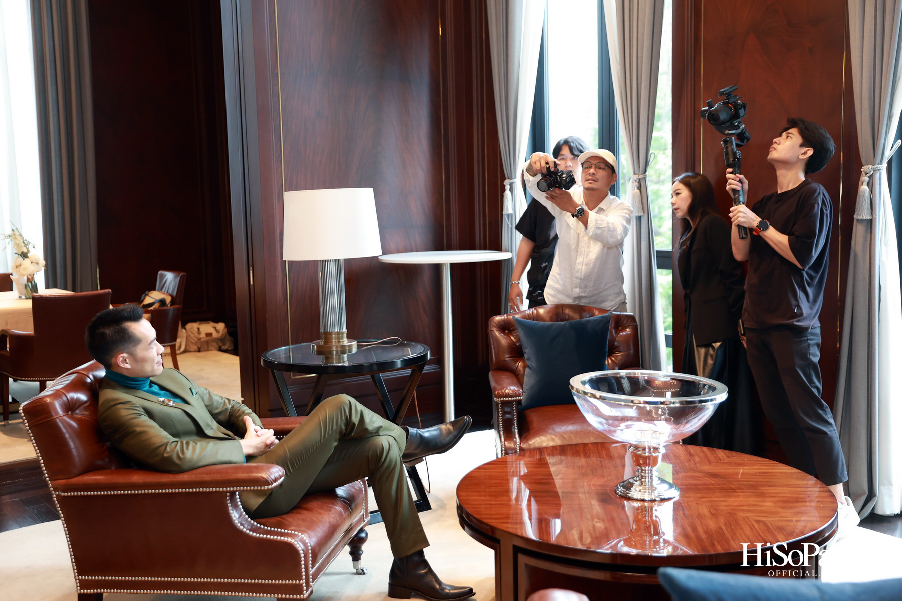 Exclusive Preview Judith Leiber New Collection & Beauty Gems ‘Bee 's Collection’