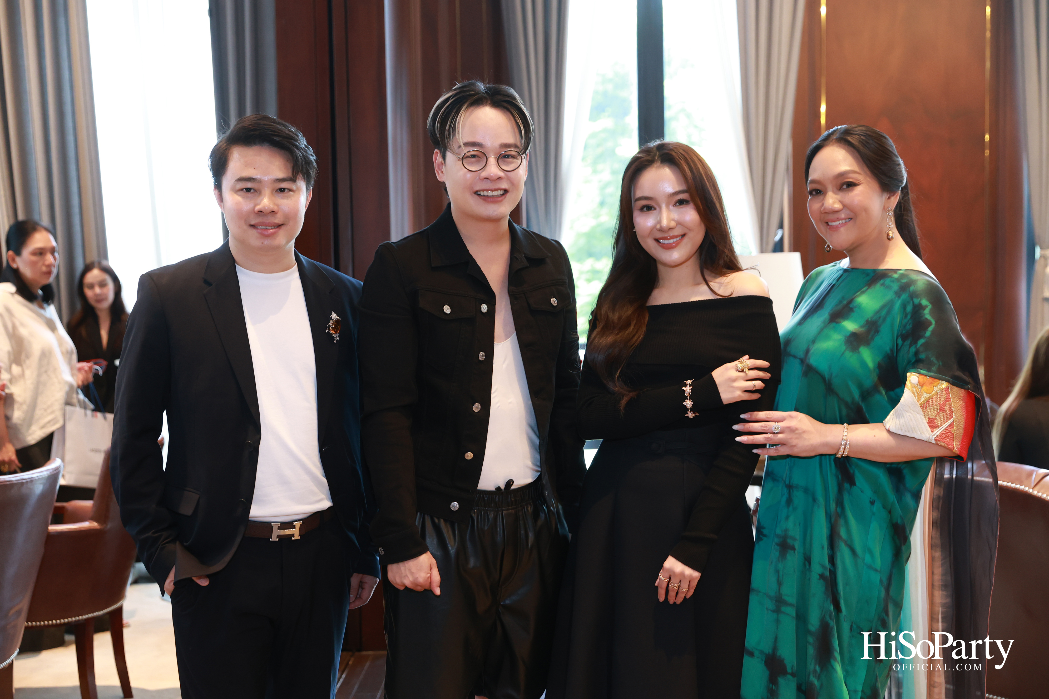 Exclusive Preview Judith Leiber New Collection & Beauty Gems ‘Bee 's Collection’