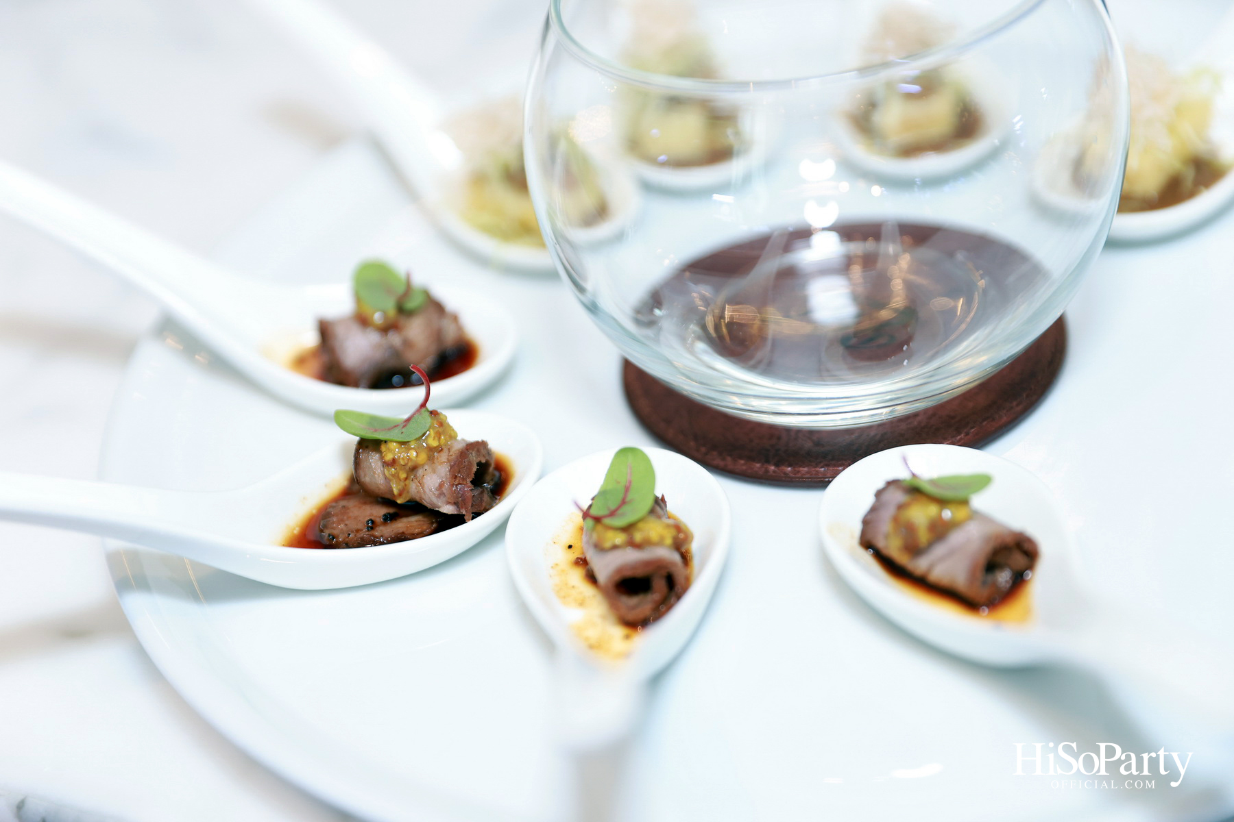 Exclusive Preview Judith Leiber New Collection & Beauty Gems ‘Bee 's Collection’