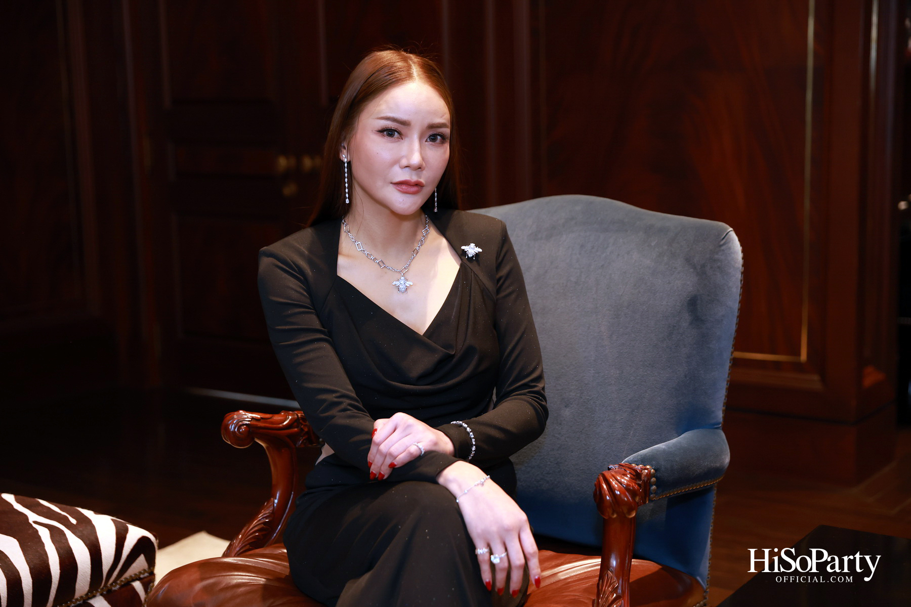 Exclusive Preview Judith Leiber New Collection & Beauty Gems ‘Bee 's Collection’