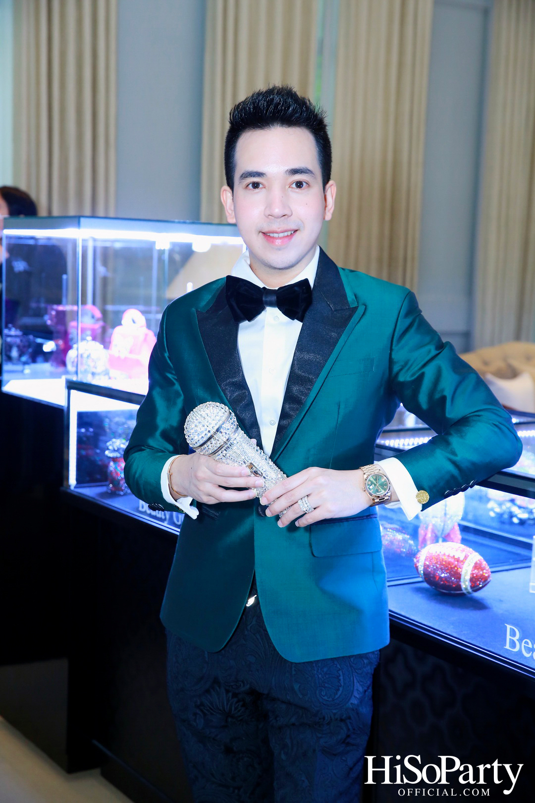 Exclusive Preview Judith Leiber New Collection & Beauty Gems ‘Bee 's Collection’